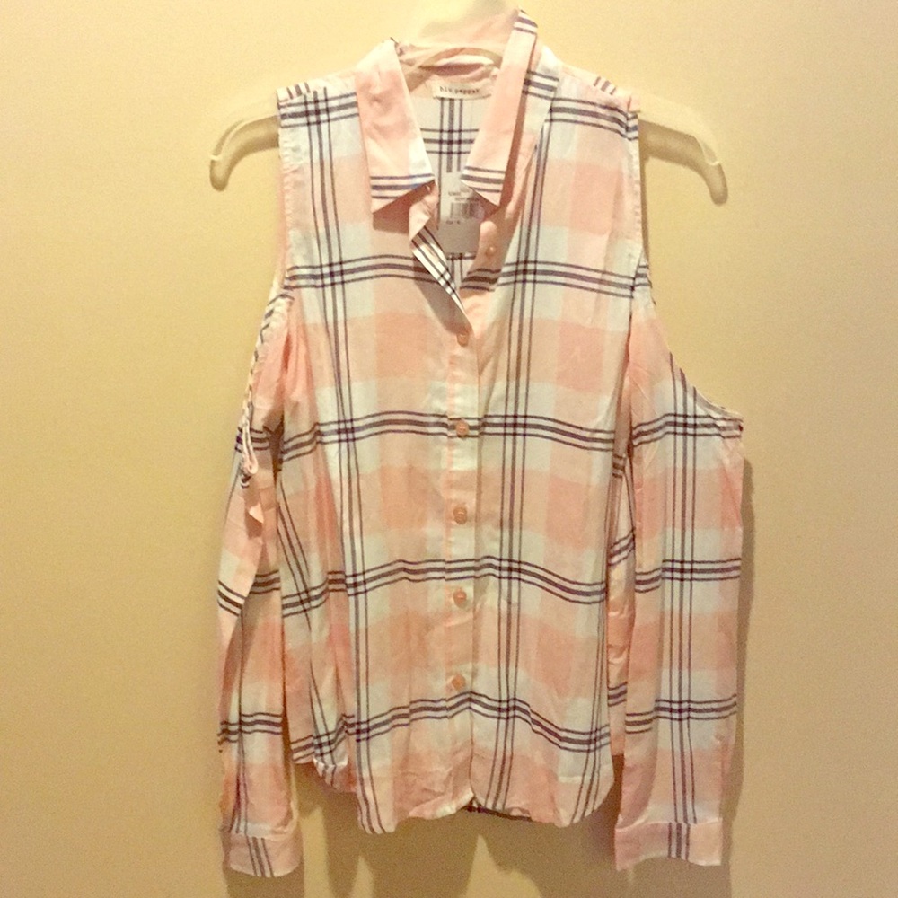 Button down cold shoulder shirt
